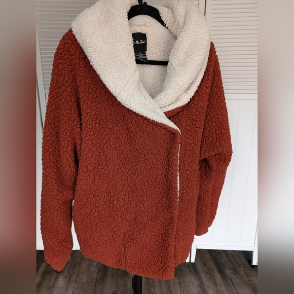 Super Warm Me Jane Rust Colored Jacket with Buttons. Like New. Medium. - Picture 3 of 7